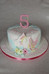 unicorn 5th birthday cake